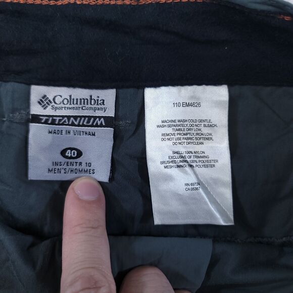 Columbia Casual Medium Wash Button Zip Chino Shorts Mens Size 40 Gray - Picture 4 of 13